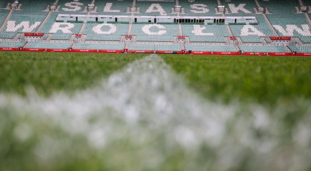 Przygotowania do finału Ligi Konferencji. UEFA wizytowała stadion we Wrocławiu 