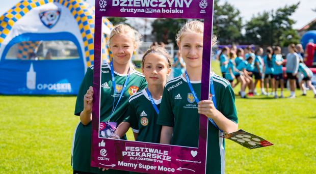 Drużyna dziewczyn rusza w trasę. Festiwale piłkarskie wracają do gry