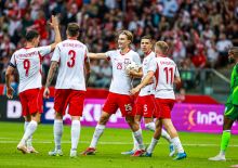 Gole obrońców ratują przed porażką. Polacy kończą sezon remisem z Nigerią