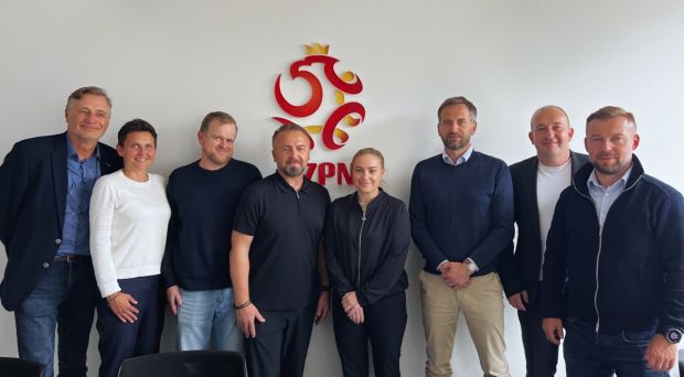 Kierunek Ameryka! PZPN intensyfikuje skauting piłkarek za oceanem