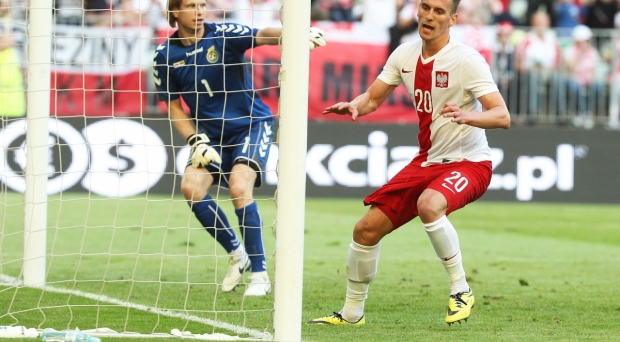 Milik uczy, jak przyjąć i strzelić