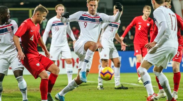 U-20: Biało-czerwoni zremisowali z Norwegią. Gol Kurminowskiego w ostatniej minucie